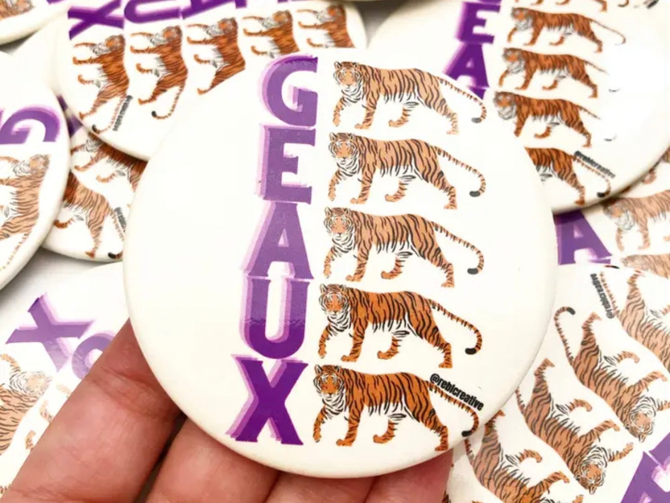 Geaux Button