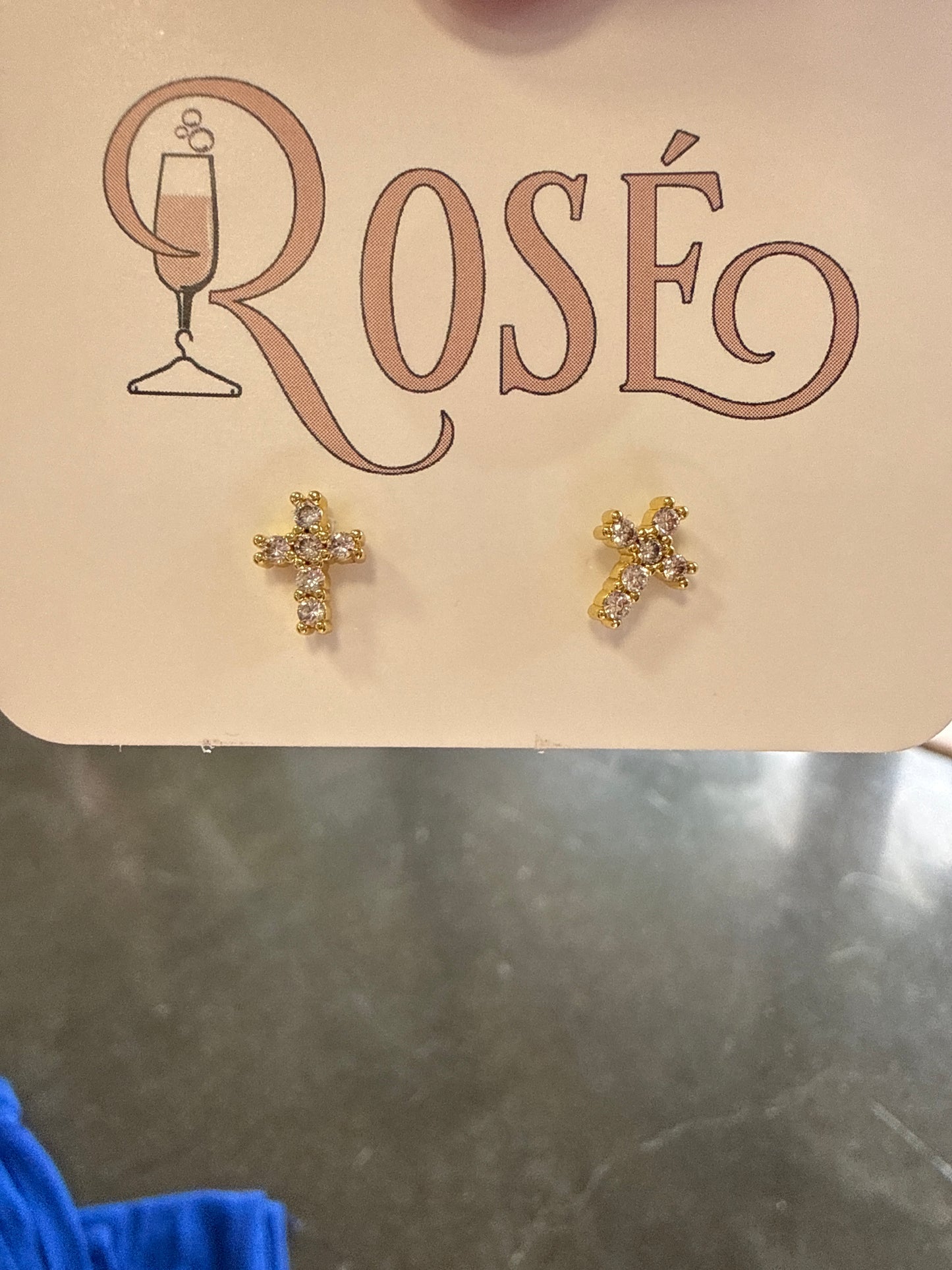 Cross studs