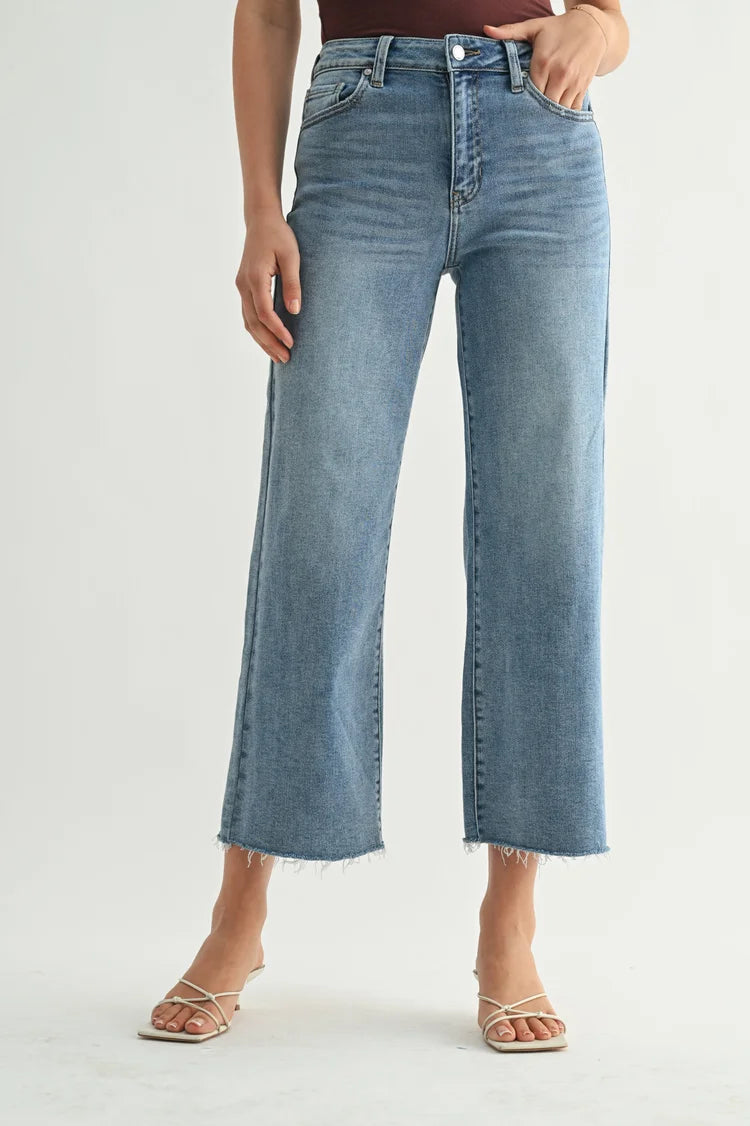 Medium Slim Cropped Denim