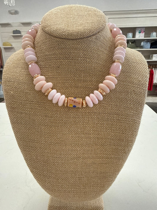Lilly necklace
